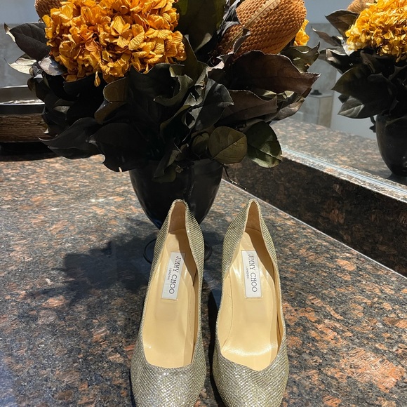 Jimmy Choo shoe - Picture 2 of 2